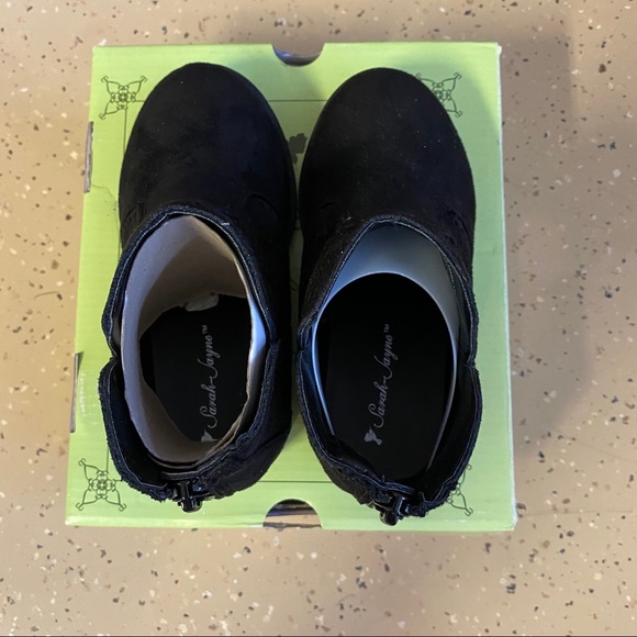 NEW Sarah Jayne Black Ankle Boots Booties Zip Up - Picture 5 of 8
